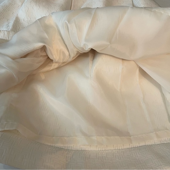 Heidi Weisel Cream Pleated Dress Size 10 - Picture 8 of 13